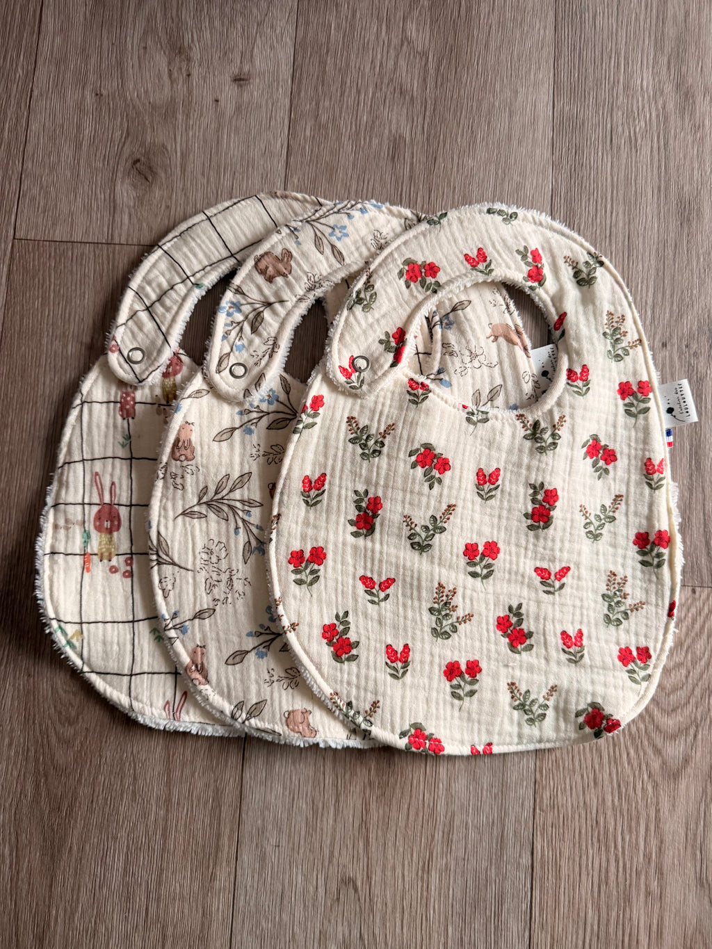 Bavoir rond bébé personnalisé
