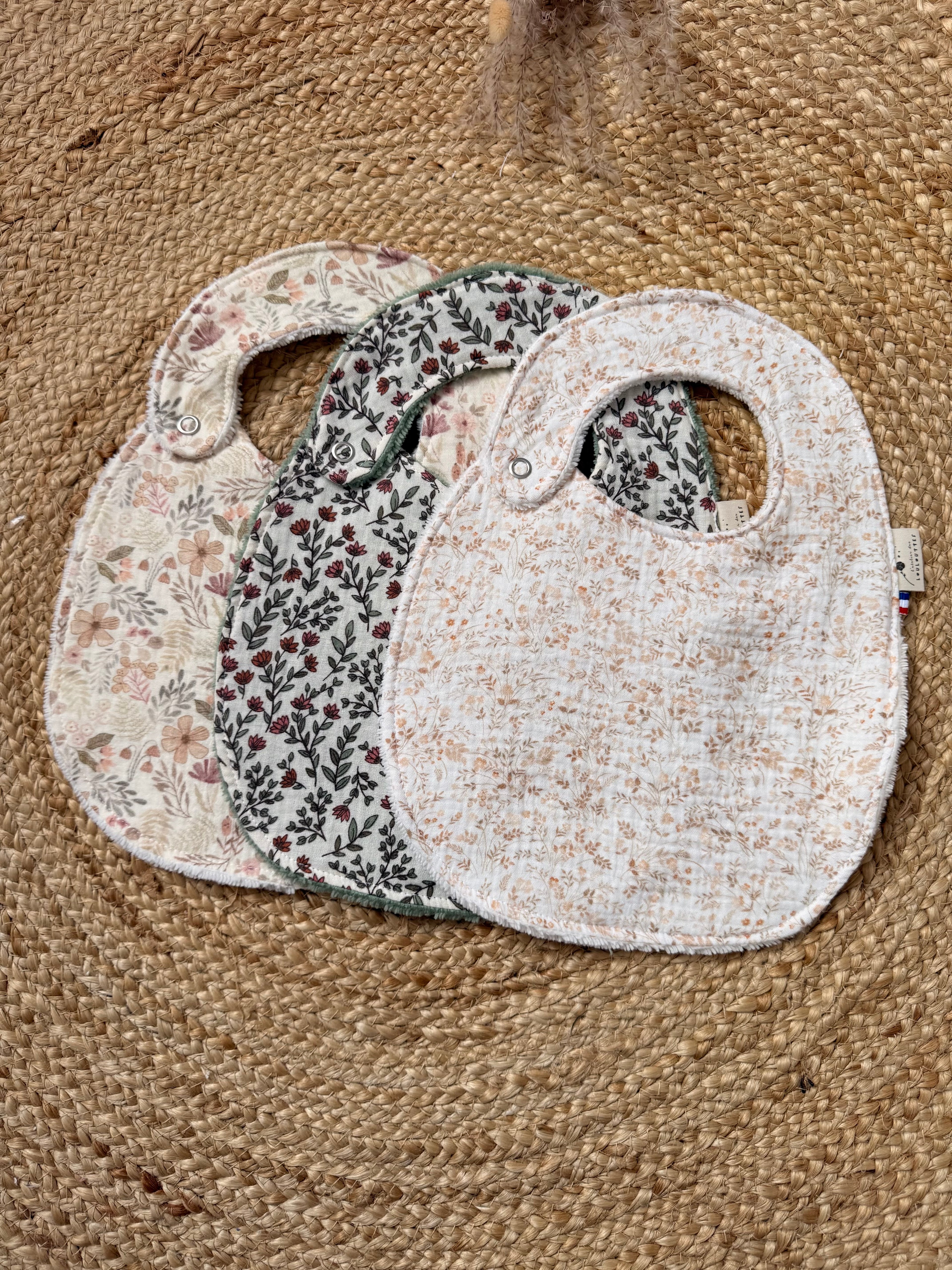 Bavoir rond bébé personnalisé